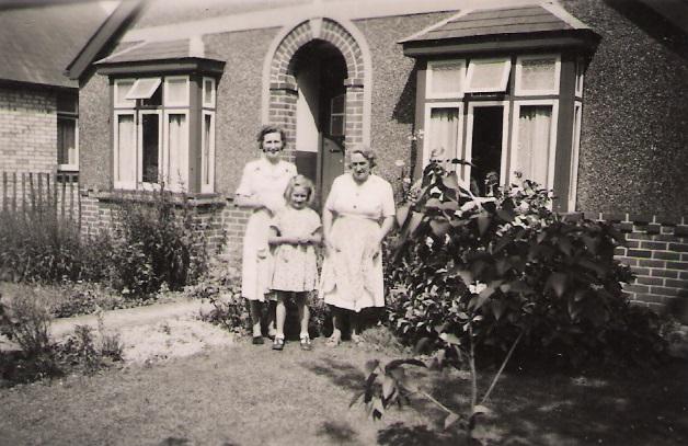 Undated - Elma, Forge Lane - Mrs Johnson Majorie & Sheila